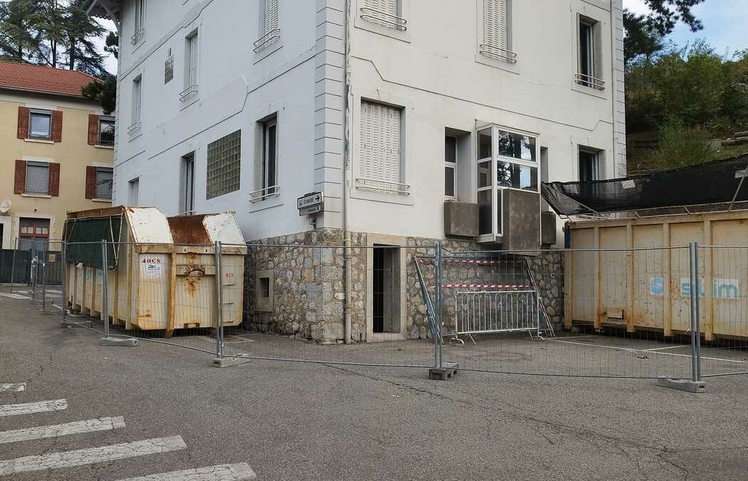 transformation d’une ancienne Trésorerie en 4 logements de fonction