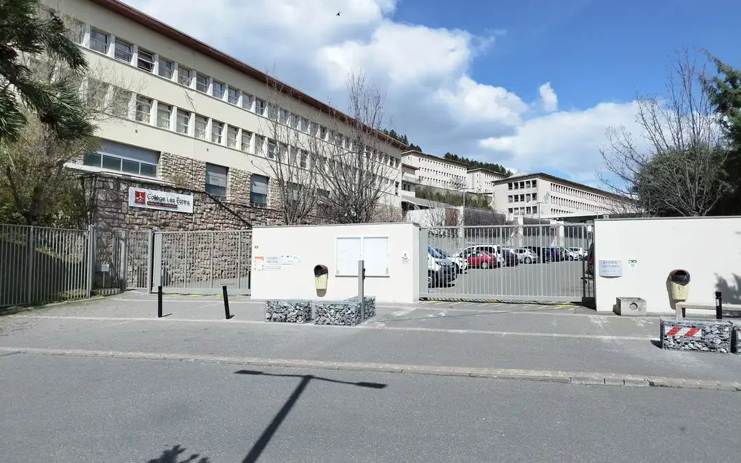 MOE complète pour la sécurisation d’un lycée